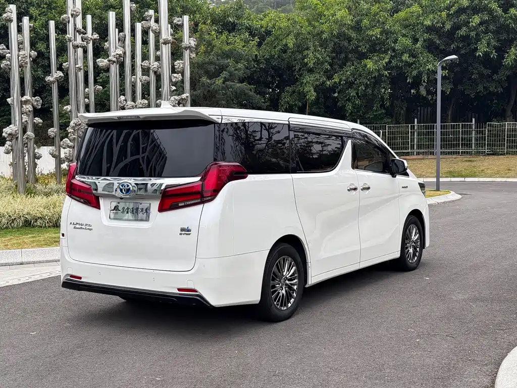 TOYOTA ELFA