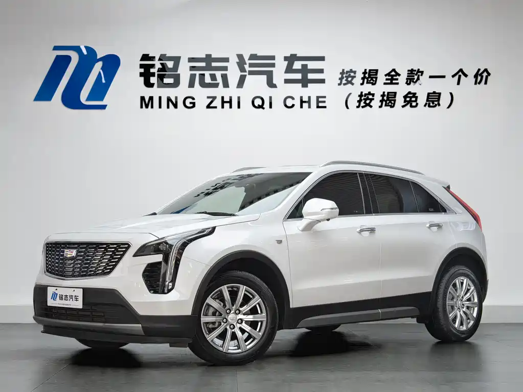 CADILLAC XT4