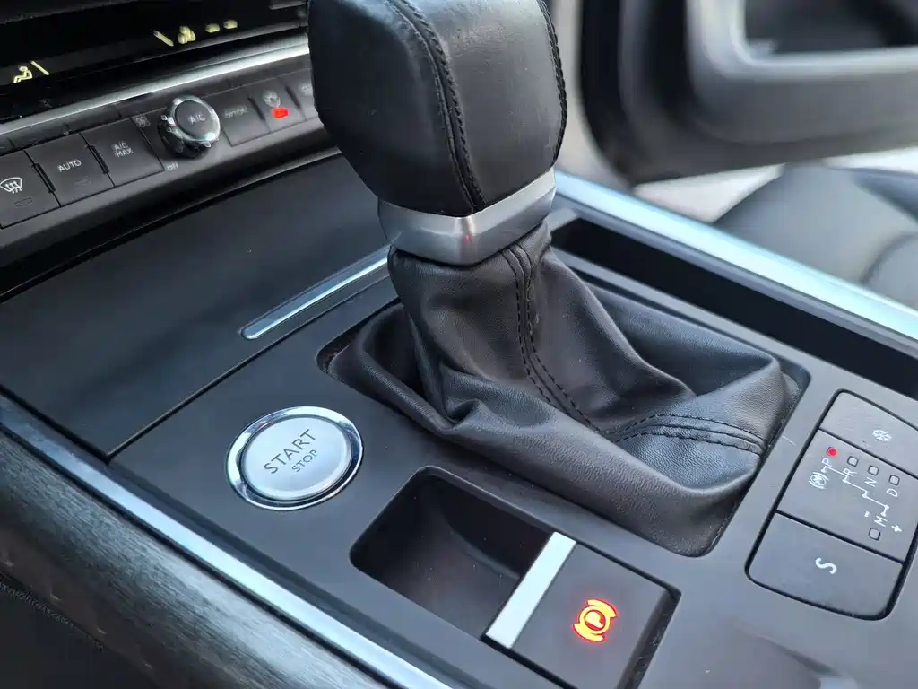 Citroen C6 — миниатюра 25