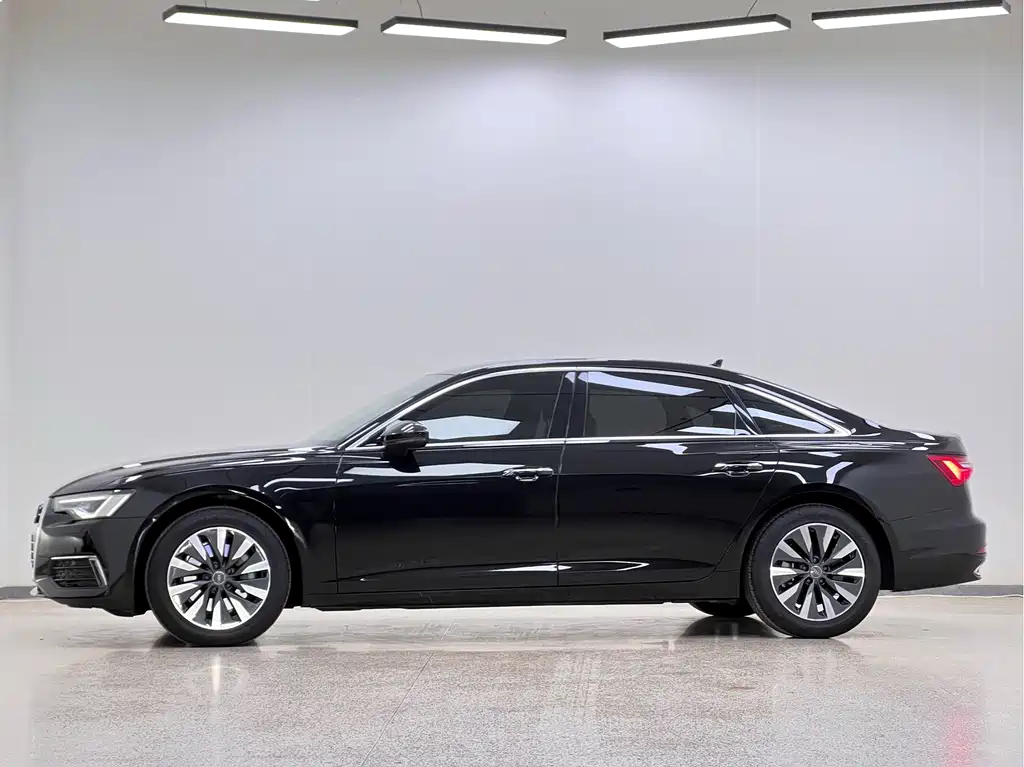 Audi A6L — миниатюра 4