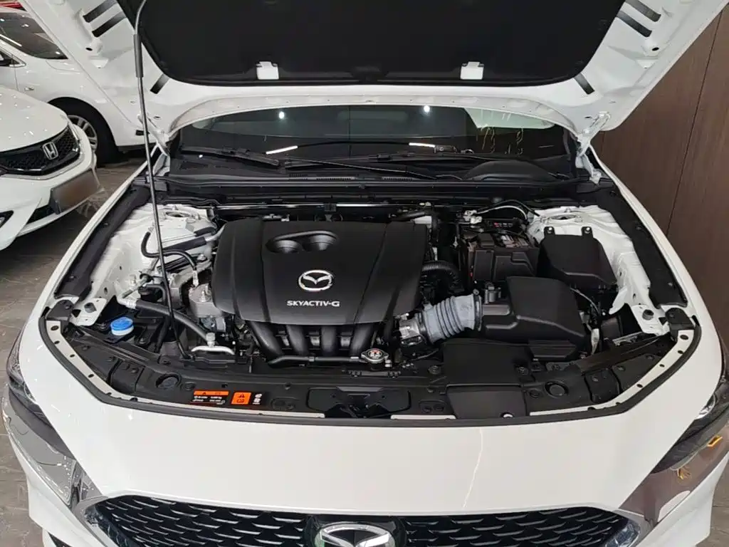 Mazda 3 Axela — миниатюра 20