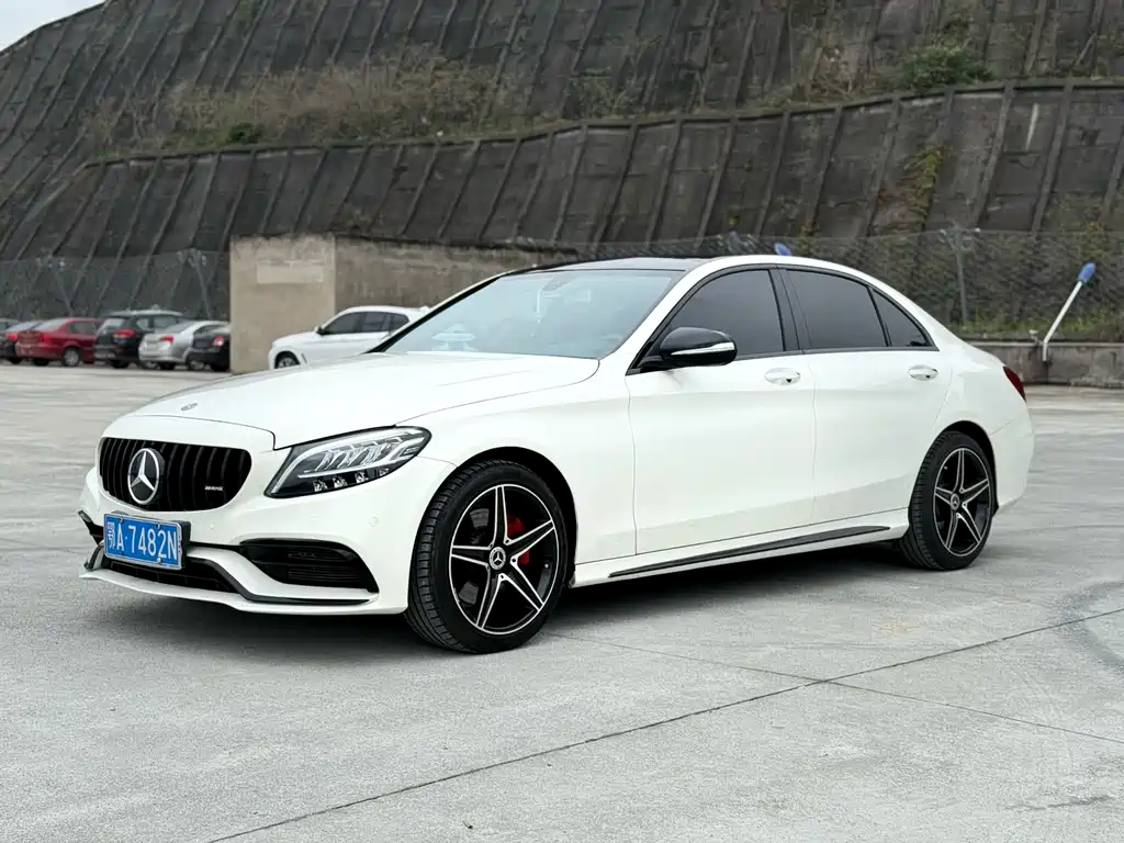 Mercedes-Benz C-Class 2020