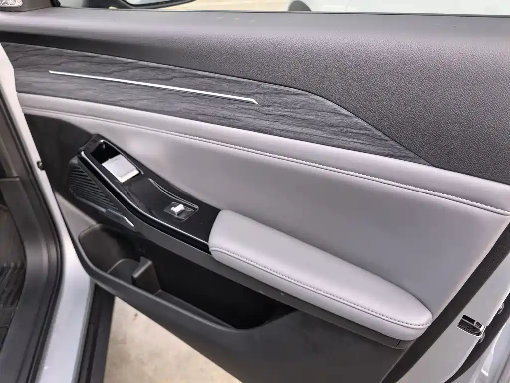 GEELY GALAXY GALAXY L6