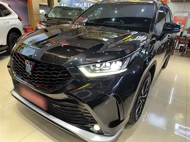 TOYOTA CROWN LUFANG 2023