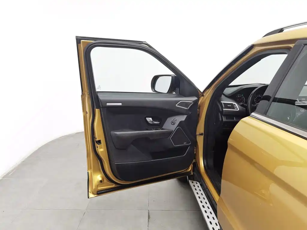 Landwind Landwind X7 — миниатюра 8