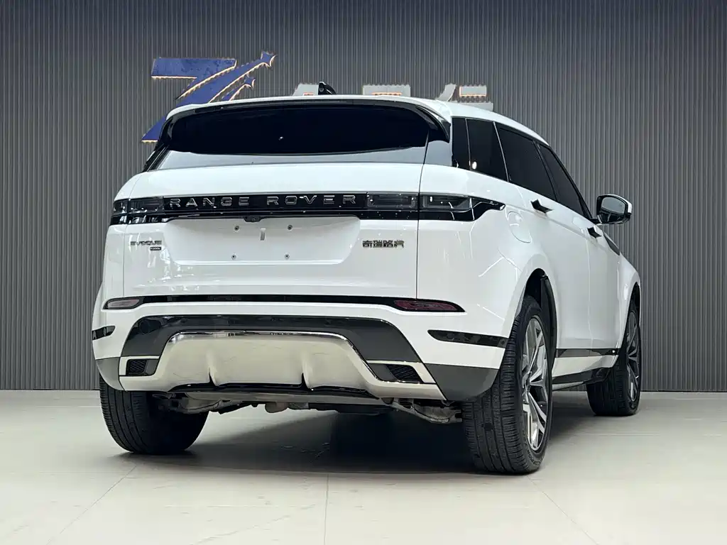 Land Rover Evoque PHEV — миниатюра 3