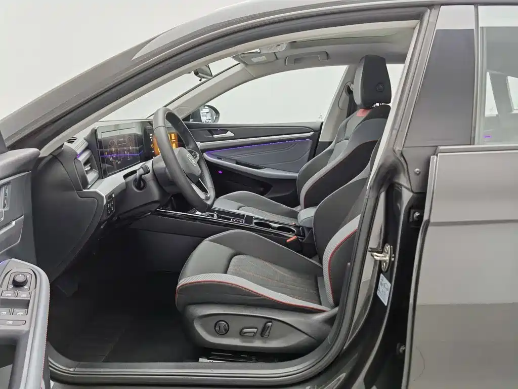 Volkswagen Lamando — миниатюра 10