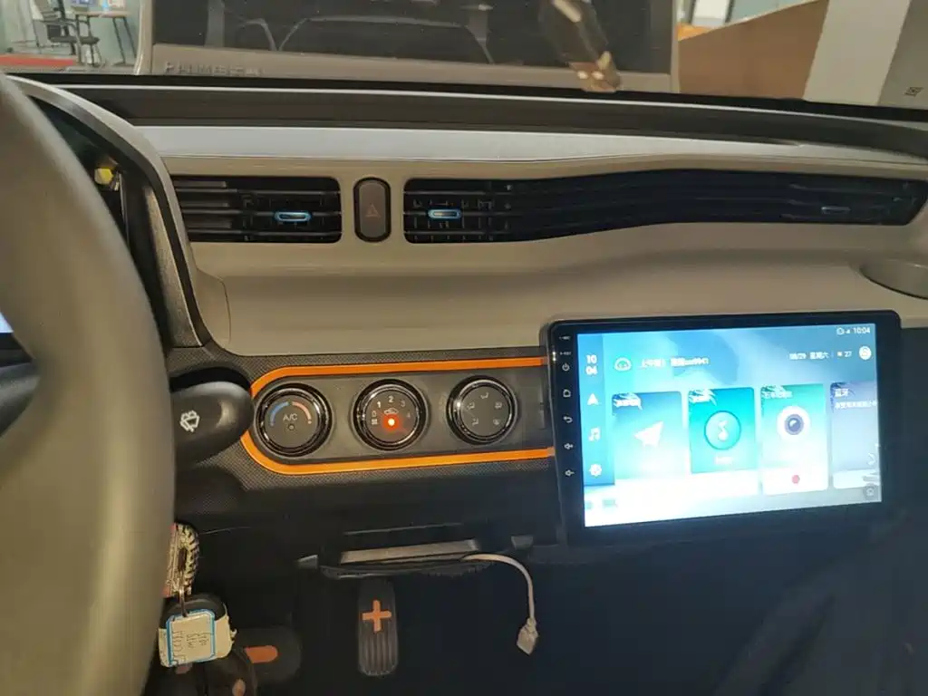 Wuling MINIEV — миниатюра 13