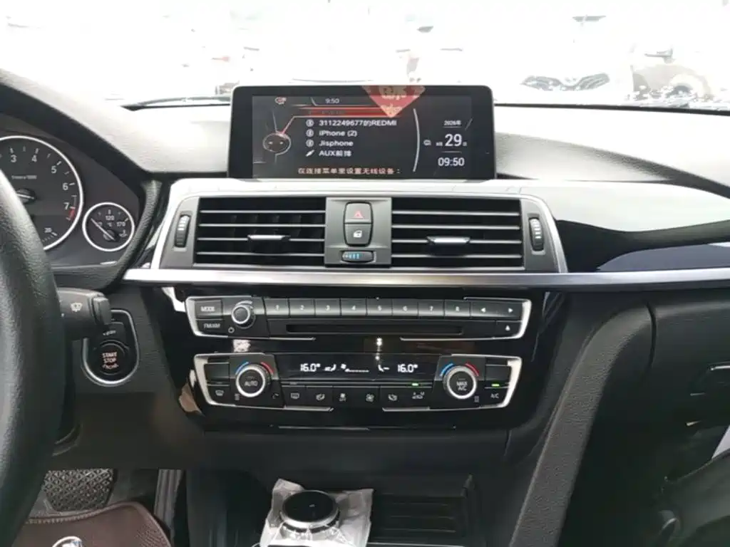 BMW 3 Series — миниатюра 13