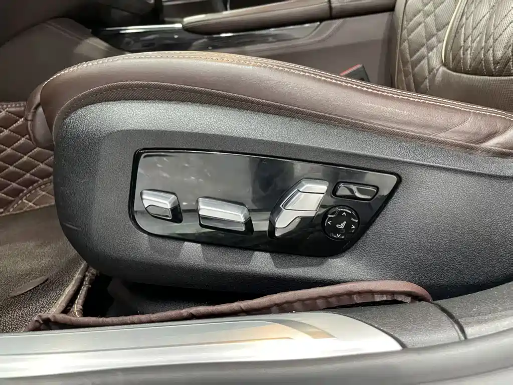 BMW 7 Series 7 2019 740Li Lead M Sport