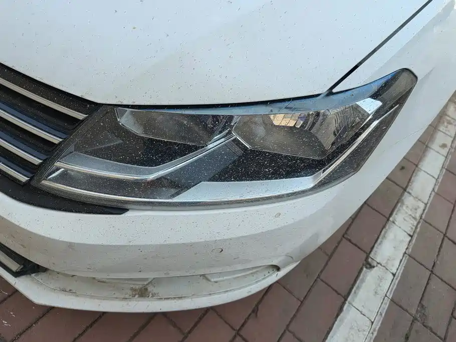 Volkswagen Lavida — миниатюра 5