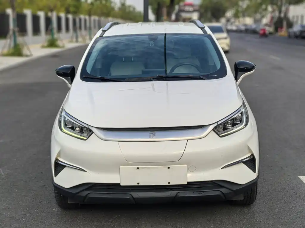 BYD Yuan Pro — миниатюра 2