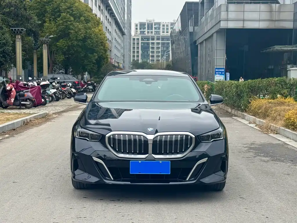 BMW 5 Series 5 2024 525Li M Sport