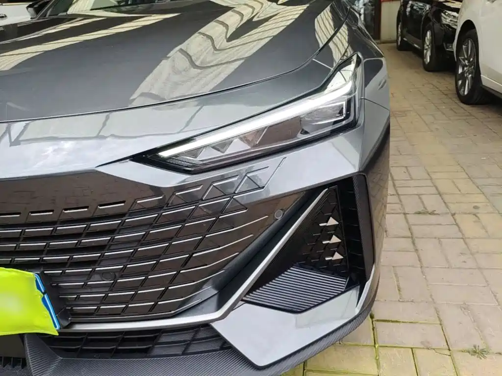 Changan UNI-V — миниатюра 24