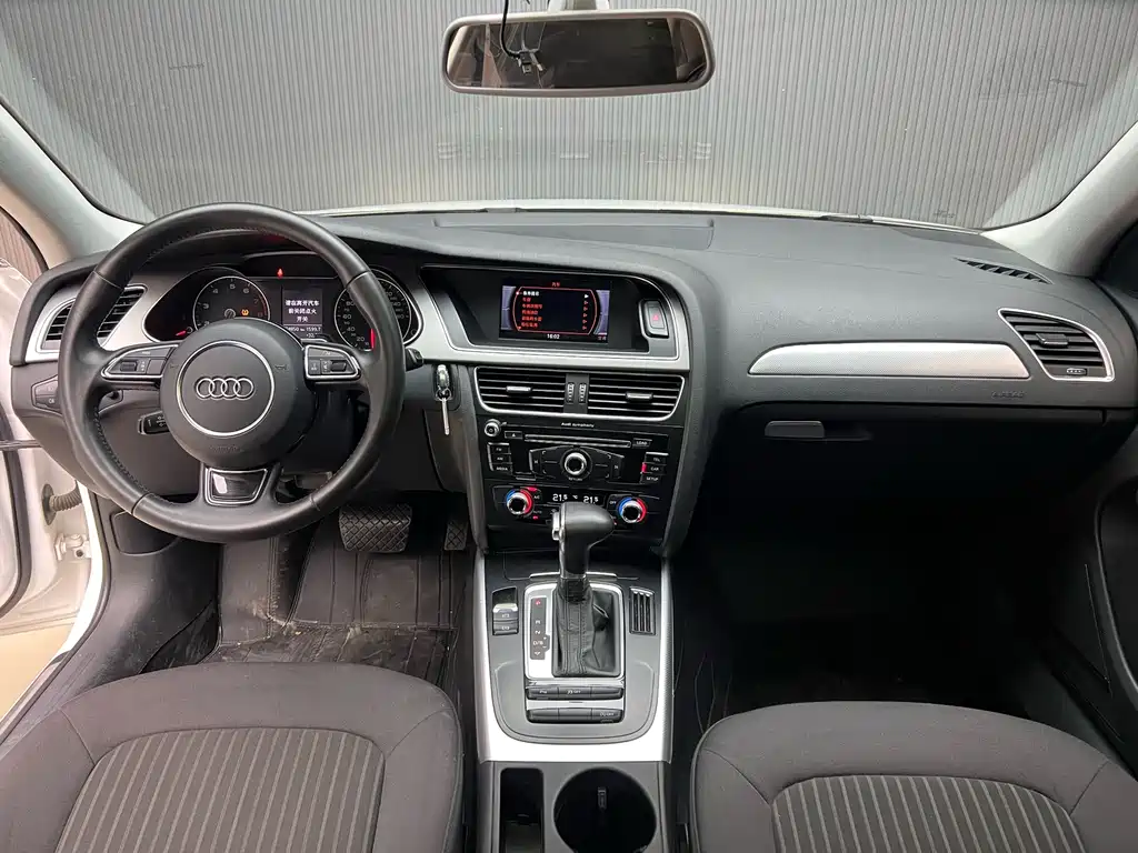 Audi A4L — миниатюра 7