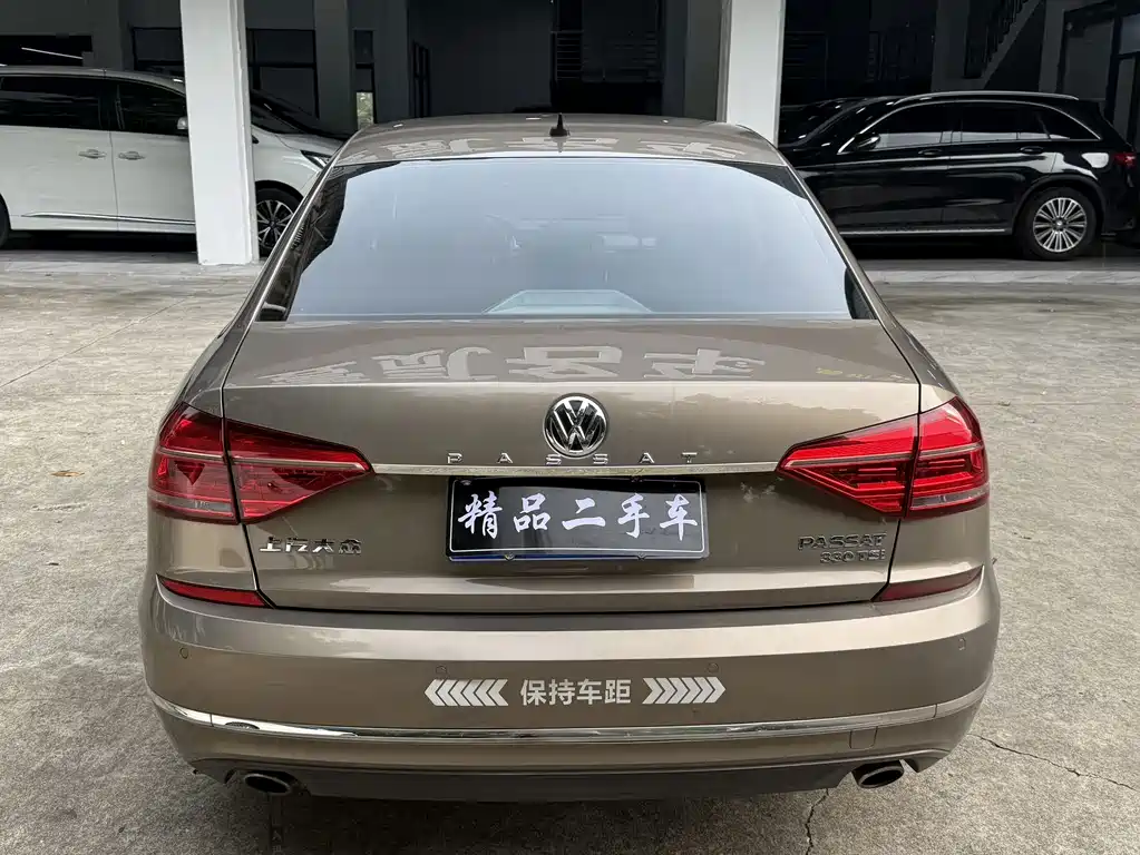 Volkswagen Passat — миниатюра 14