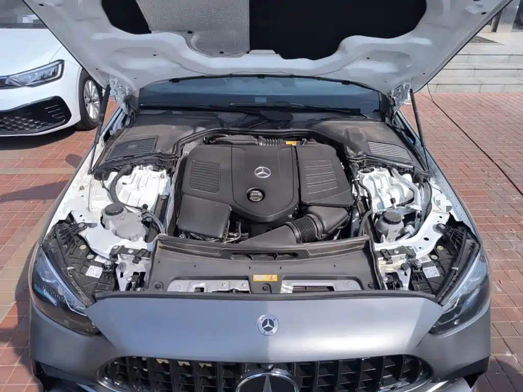Mercedes-Benz C-Class — миниатюра 20