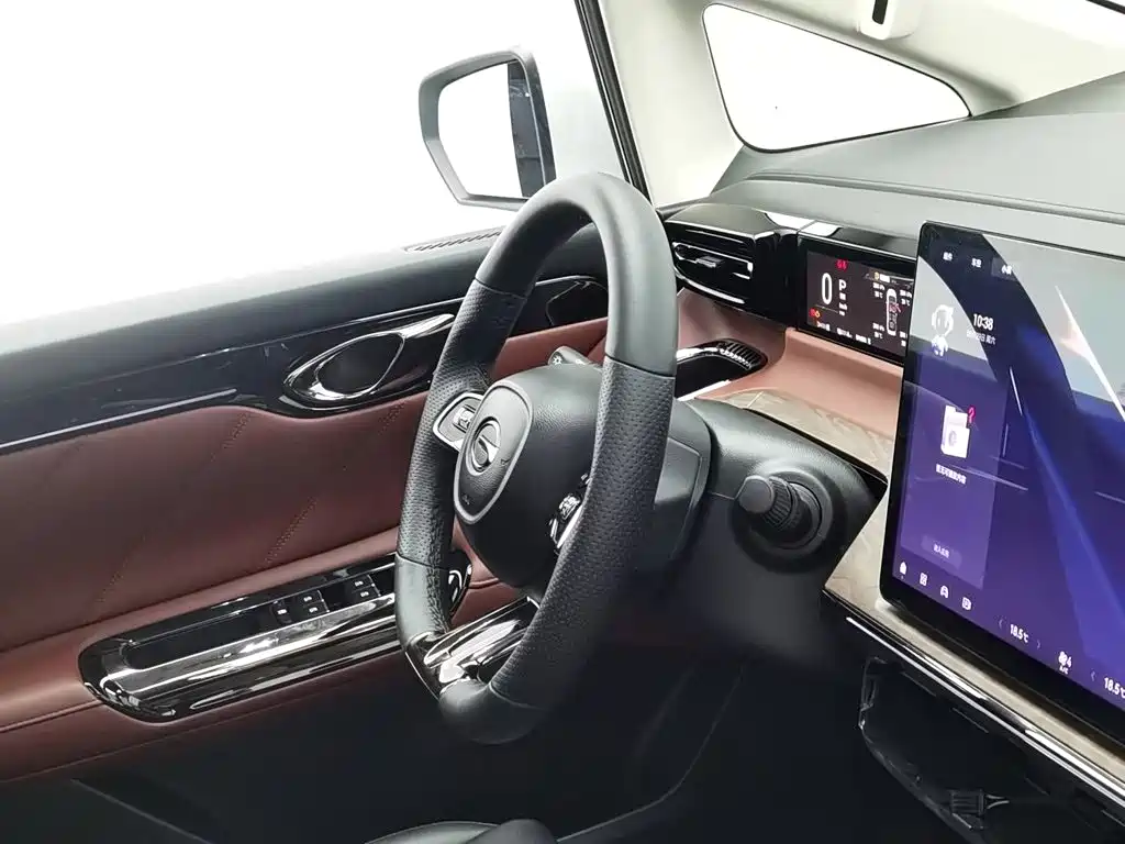 GAC Motor 传祺E8 PHEV — миниатюра 22