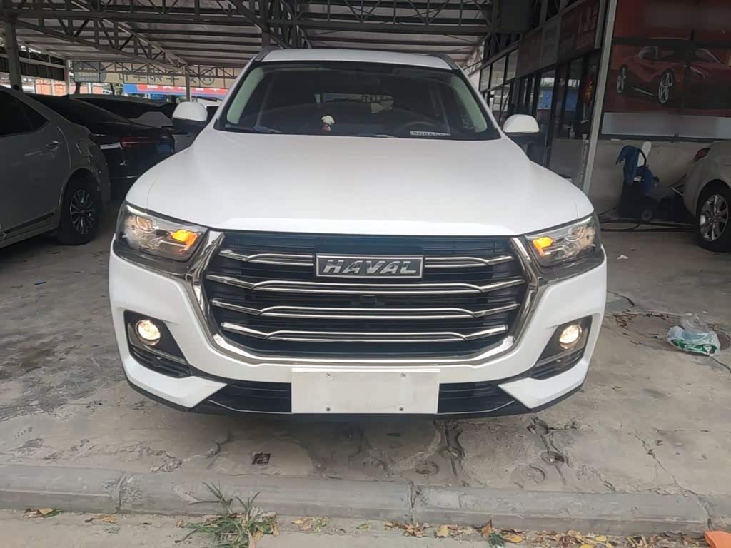 Haval Haval H6 1.5 л 2022 г. Белый, пробег 33600 км