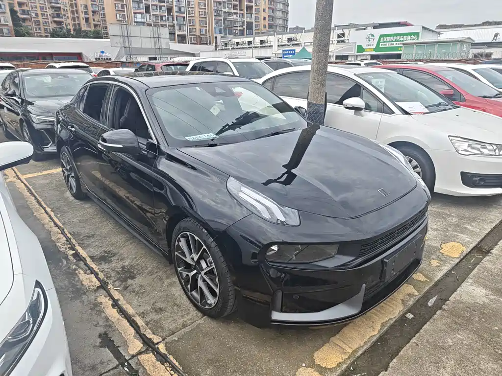 Lynk & Co 03 — миниатюра 3
