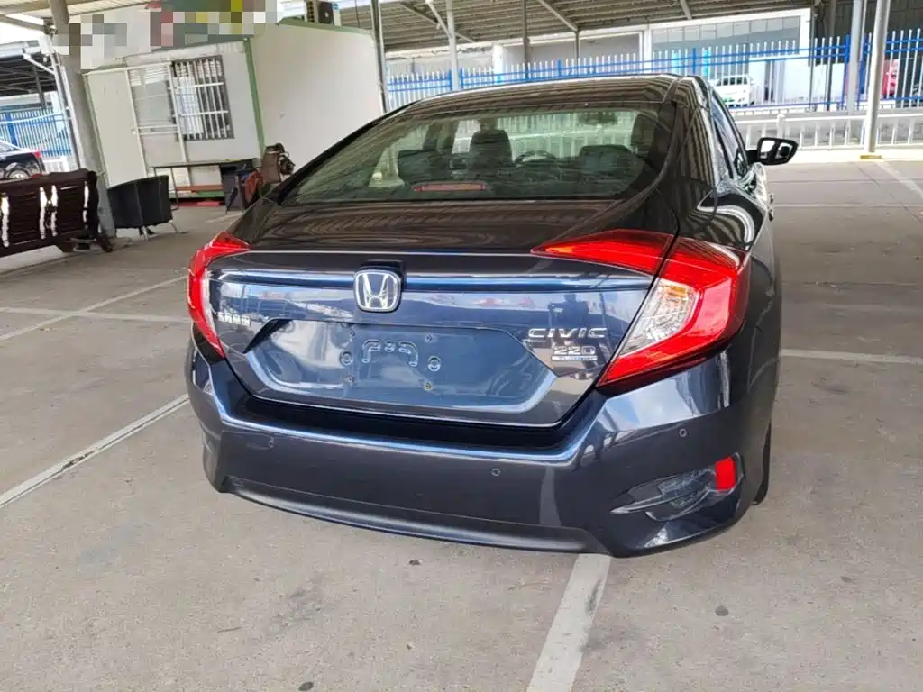 Honda Civic — миниатюра 6