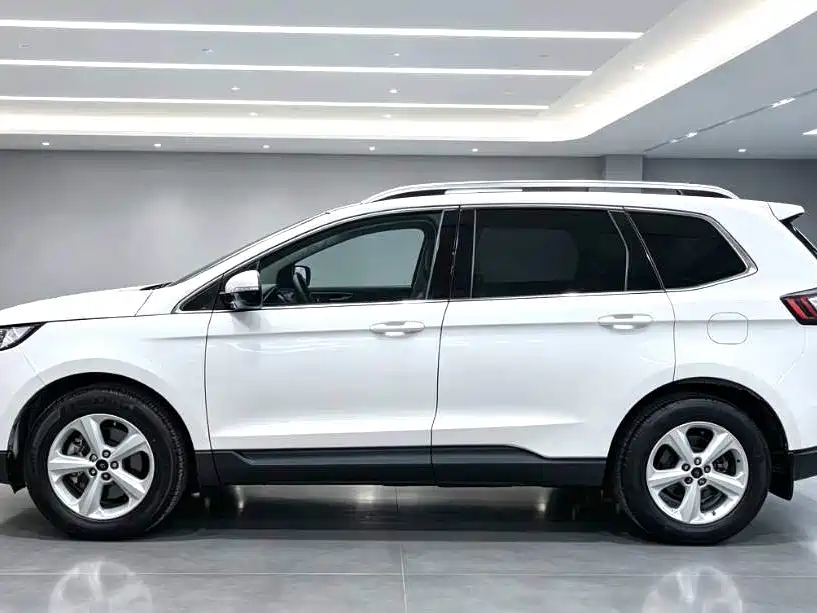 Ford Edge — миниатюра 3
