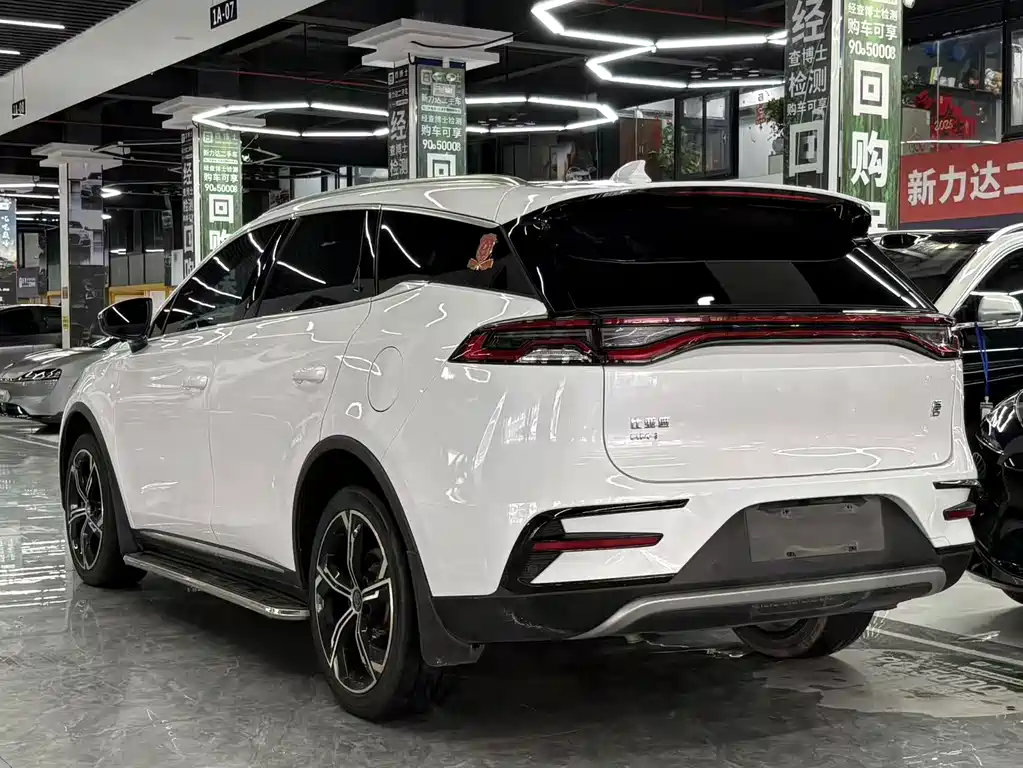 BYD Tang New Energy — миниатюра 11
