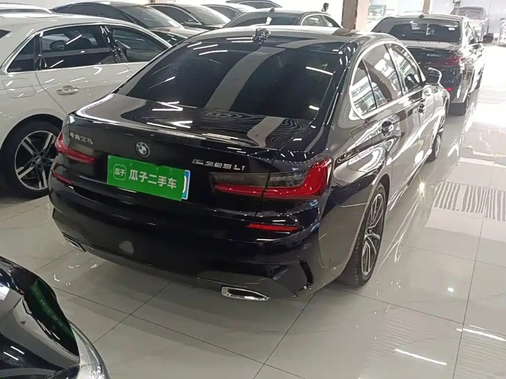 BMW 3 Series — миниатюра 7