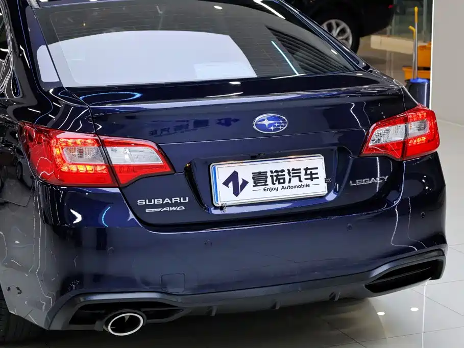 Subaru Legacy — миниатюра 6