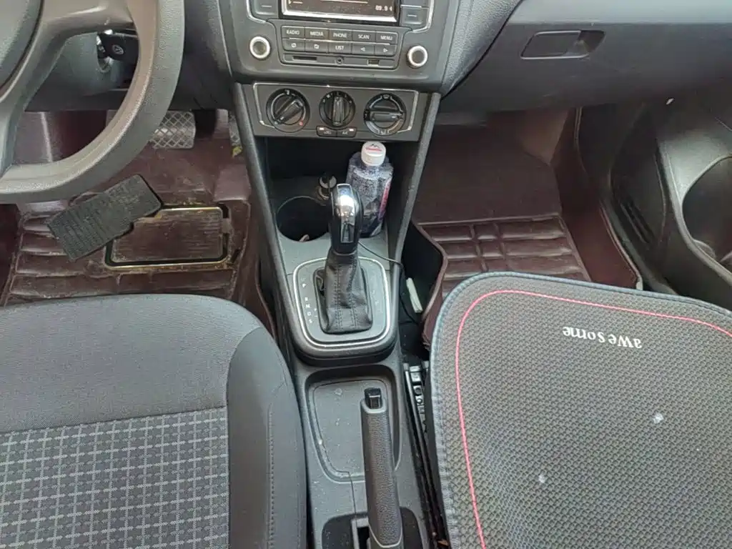 Volkswagen Polo — миниатюра 14