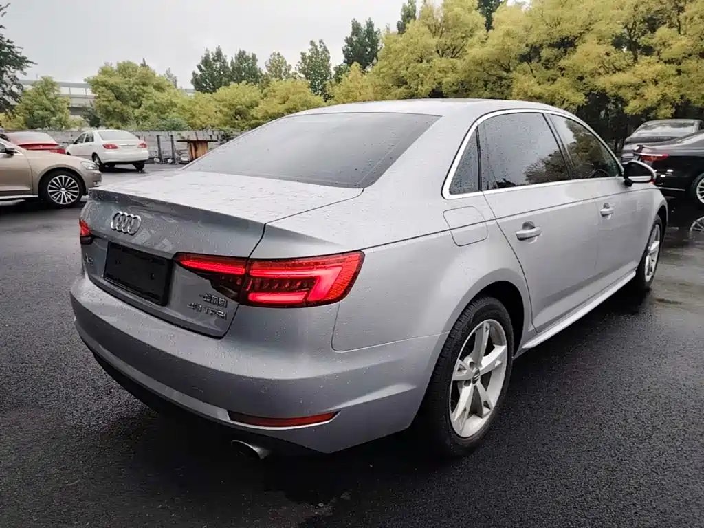 Audi A4L — миниатюра 7