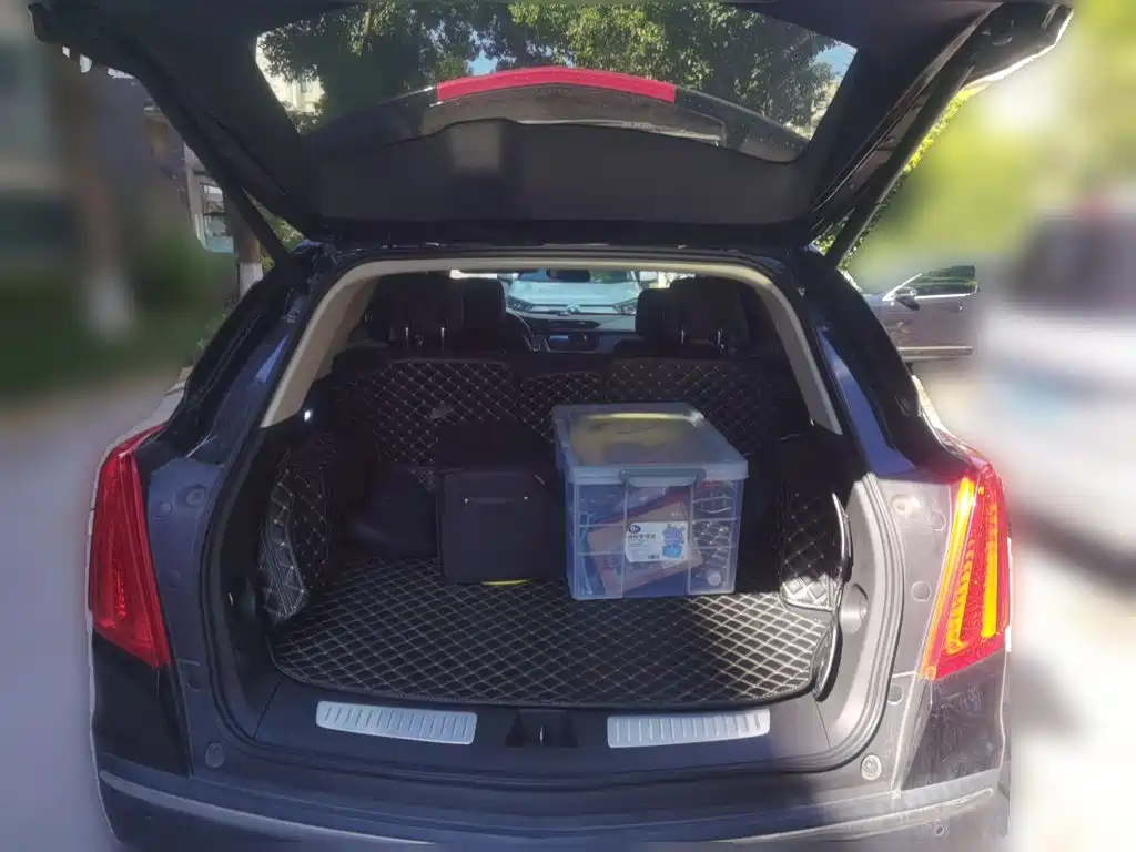 Cadillac XT5 — миниатюра 10