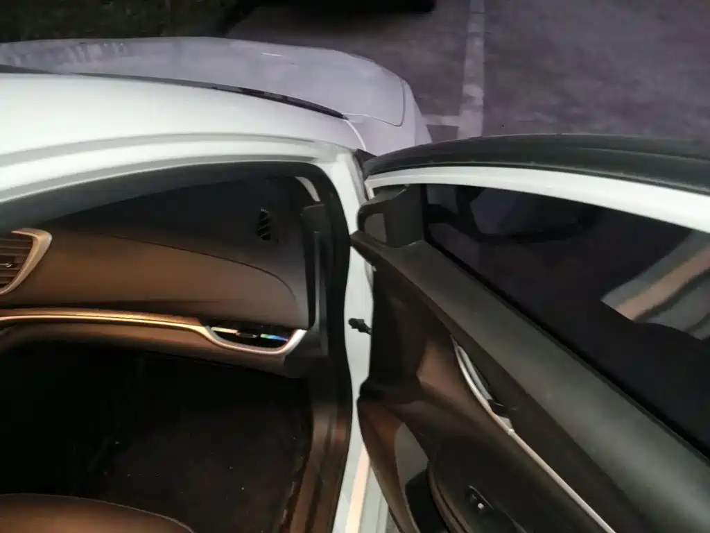 Buick Excelle — миниатюра 18
