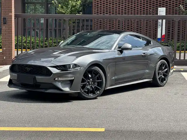 FORD MUSTANG 2020