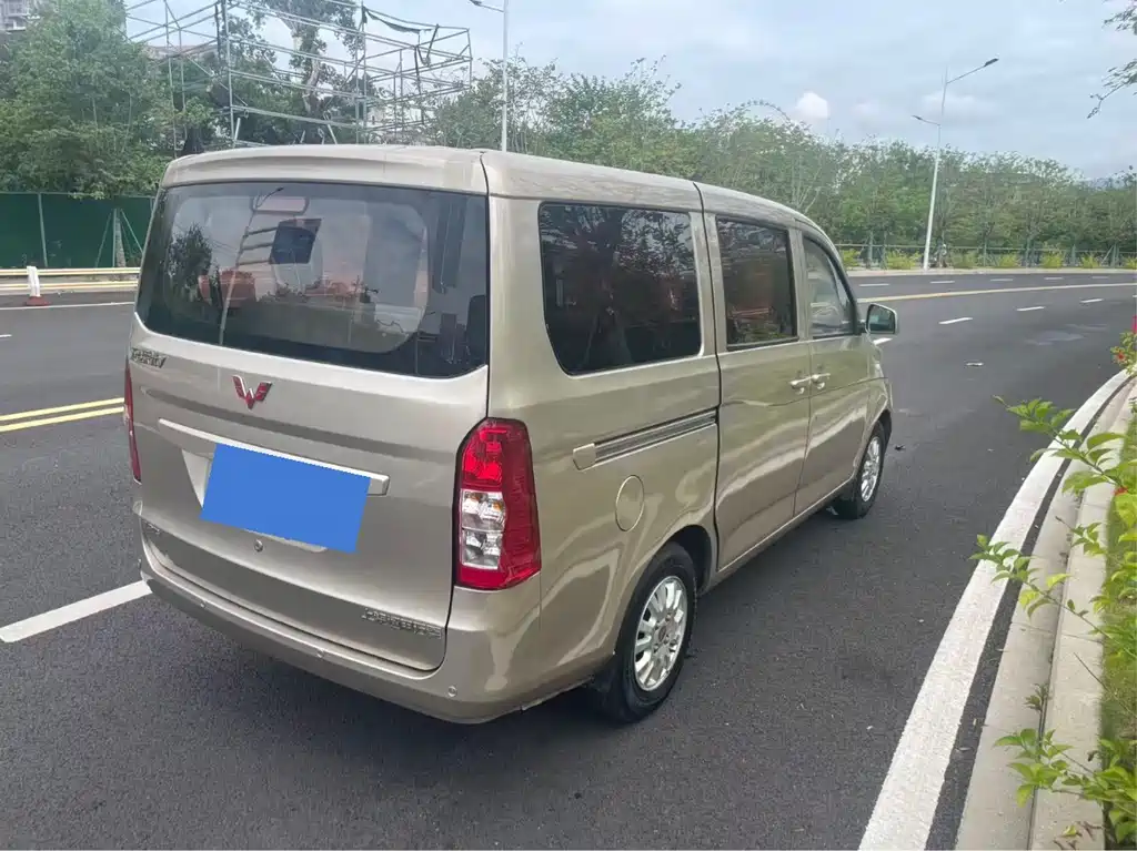 WULING AUTOMOBILE WULING RONGGUANG V