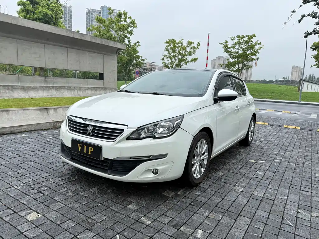 Peugeot 308S