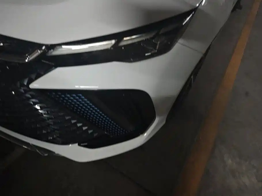 Geely Emgrand L — миниатюра 5