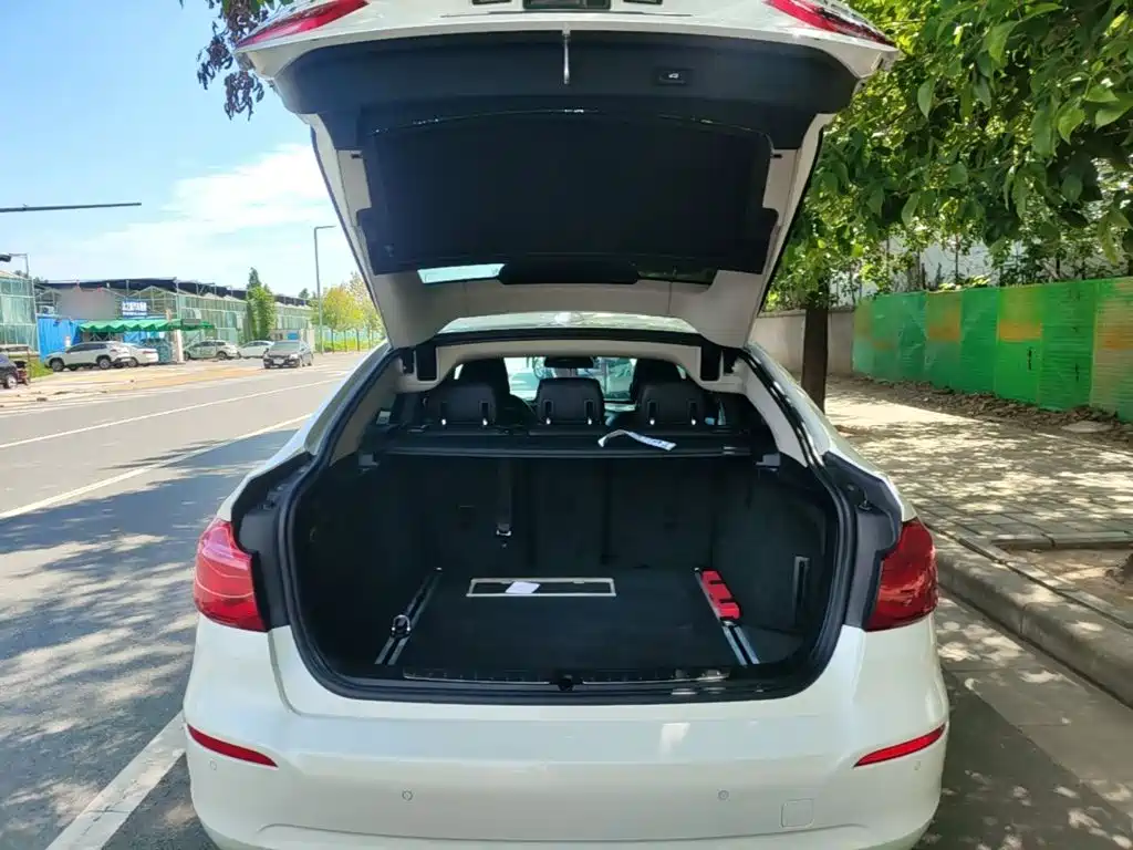 BMW 3 Series GT — миниатюра 19