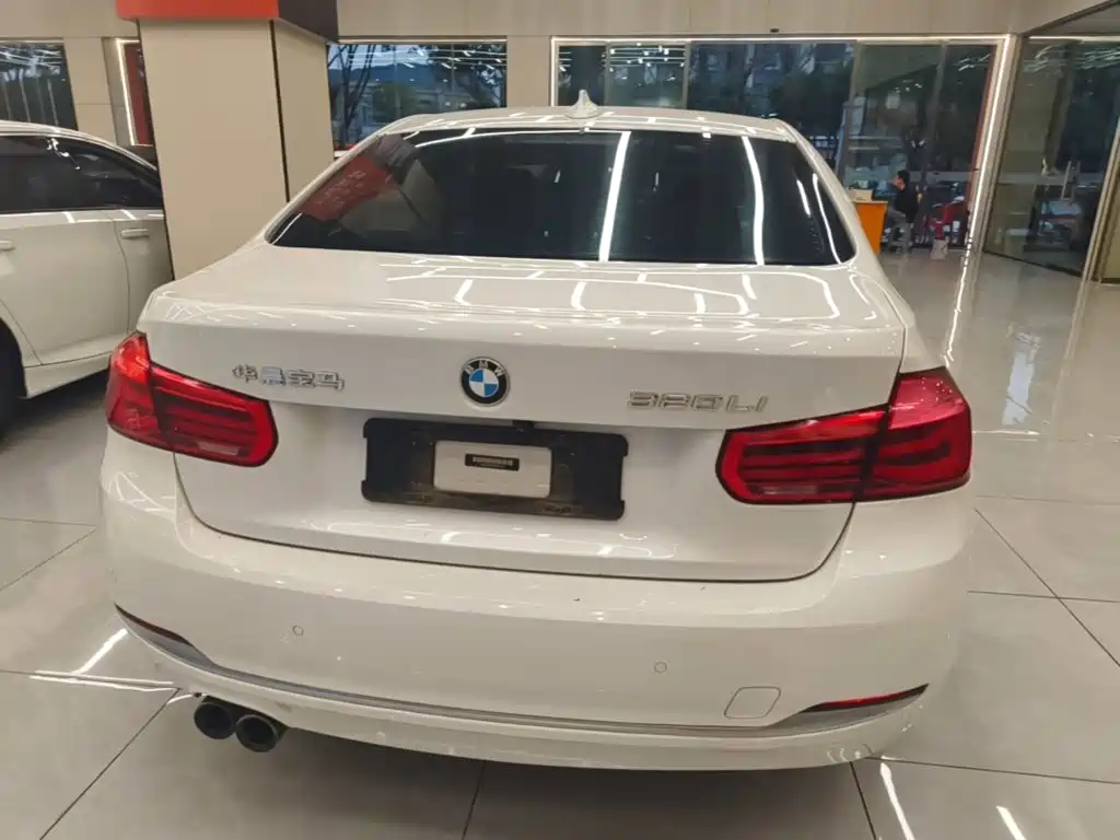 BMW 3 Series — миниатюра 6