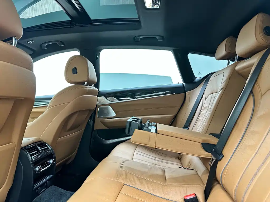 BMW 6 Series GT — миниатюра 16