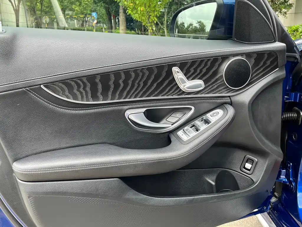 Mercedes-Benz C-Class — миниатюра 20