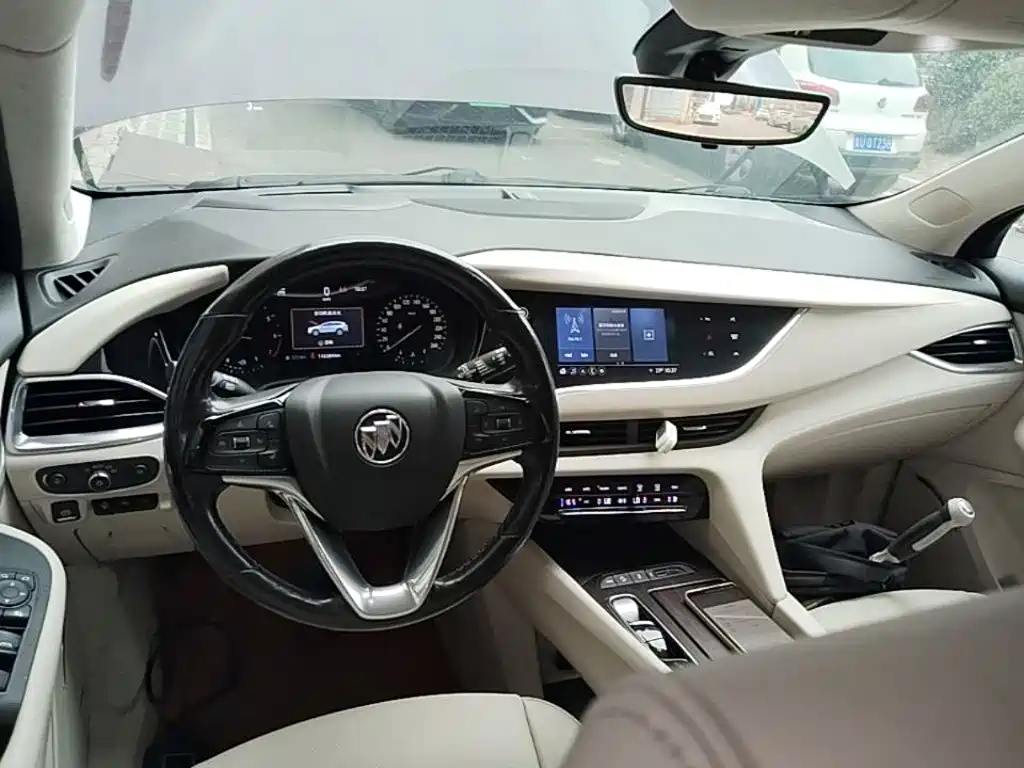 Buick Enclave — миниатюра 10