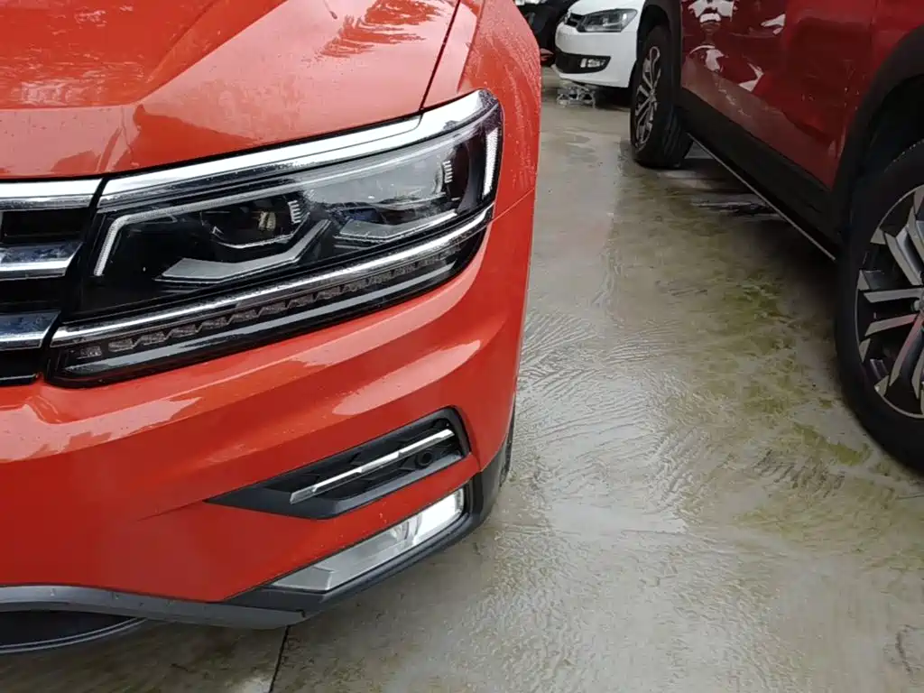 Volkswagen Tiguan L — миниатюра 24