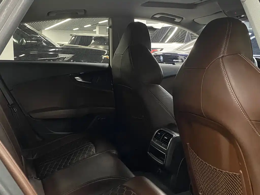Audi A7 — миниатюра 10