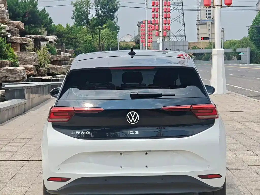 Volkswagen ID.3 — миниатюра 5