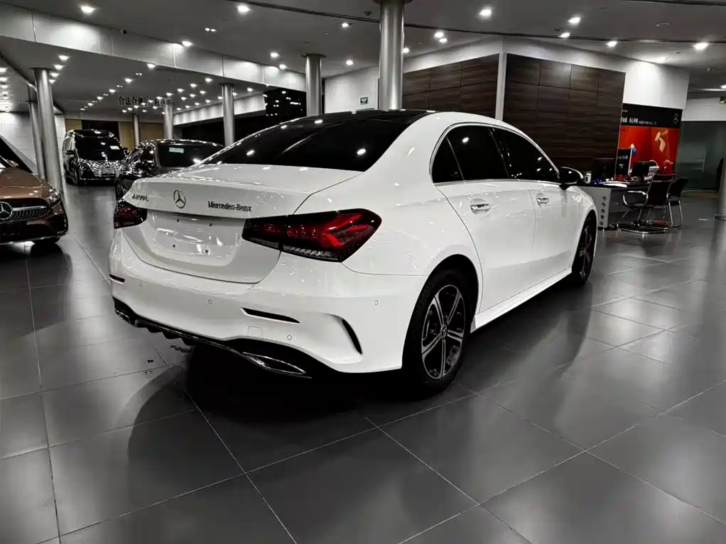 Mercedes-Benz A-Class — миниатюра 5