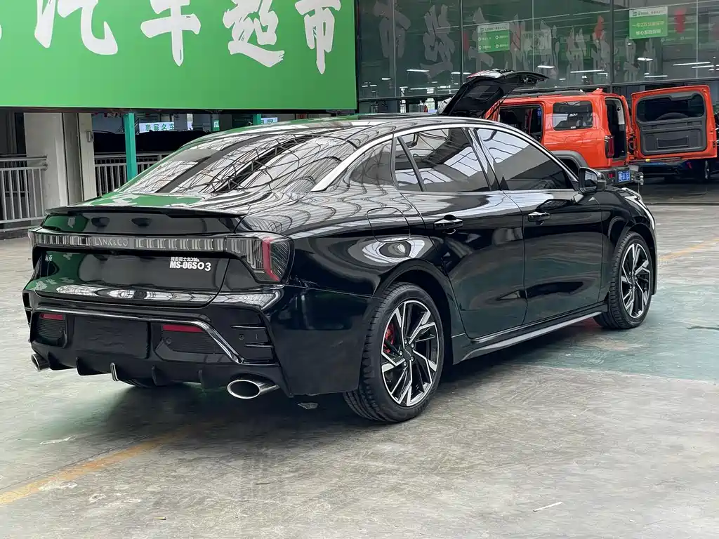 Lynk & Co 03 — миниатюра 13