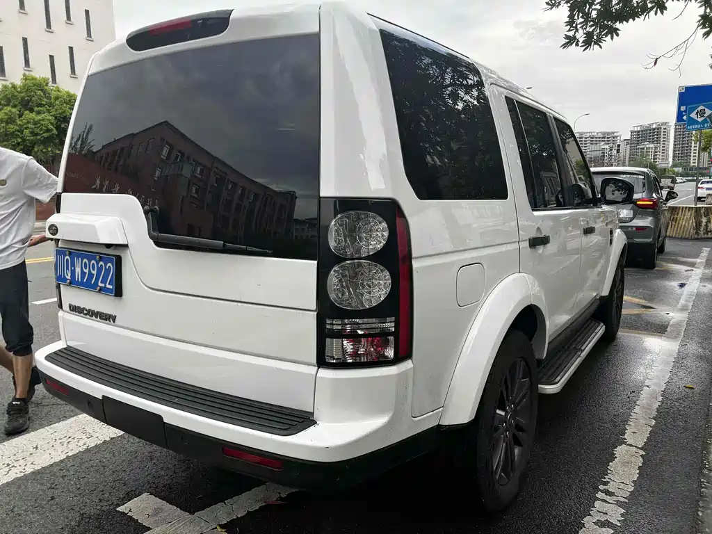 Land Rover Discovery — миниатюра 2