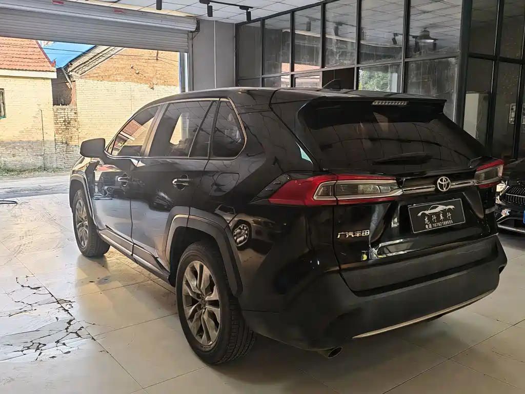 Toyota Wildlander — миниатюра 9