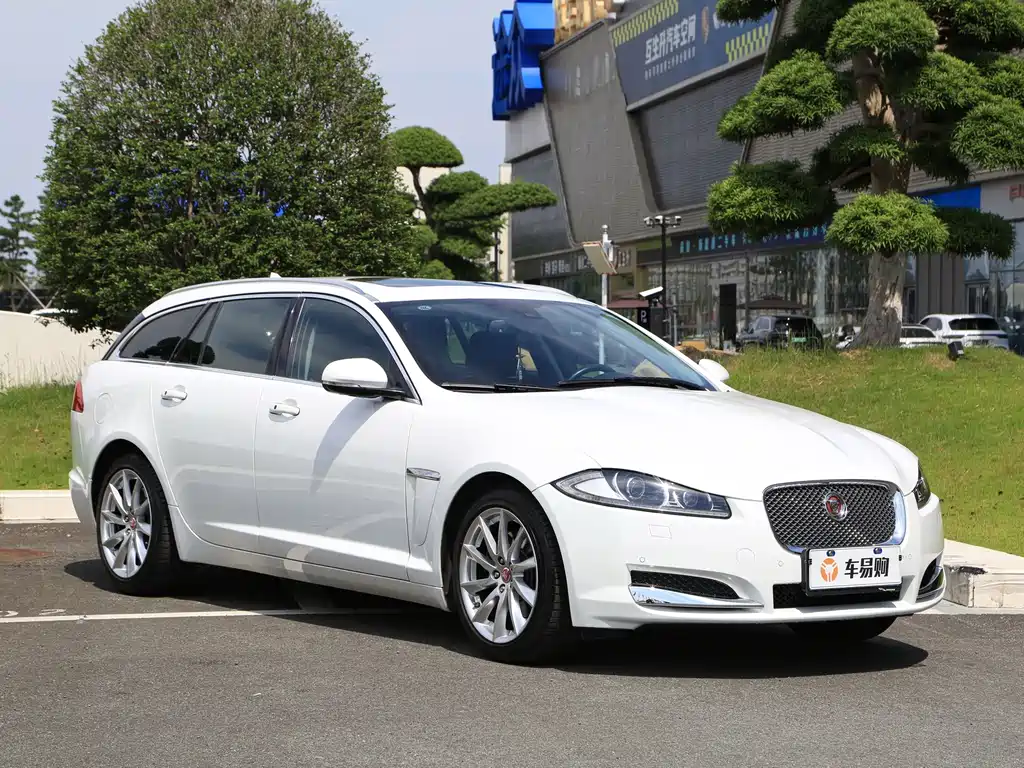 Jaguar XF — миниатюра 3